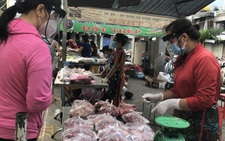 Mua sắm bớt phải xếp hàng, giá giảm