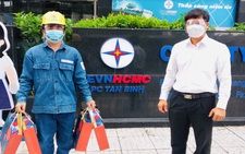 EVNHCMC chăm lo công nhân trực vận hành hệ thống điện