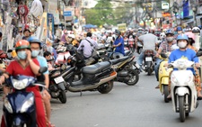 Vỉa hè đâu phải của riêng