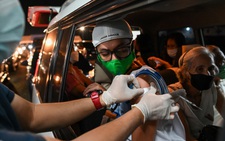 Omicron tràn đến, Philippines tăng hàng ngàn ca COVID-19 mới mỗi ngày