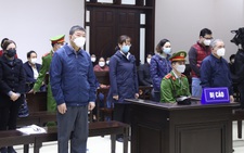 Bị cáo cựu giám đốc Bệnh viện Bạch Mai: Nhận quà biếu là... theo truyền thống ngày Tết