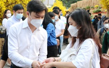 Sinh viên TP.HCM về quê đón Tết trên chuyến xe nghĩa tình