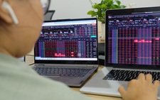 Chứng khoán Việt giảm mạnh nhất thế giới