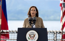 Phó tổng thống Mỹ Kamala Harris: 'Mỹ sát cánh cùng Philippines chống ức hiếp trên Biển Đông'