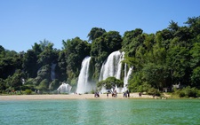 Đắm say non nước Cao Bằng