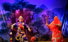 Hát bội, võ cổ truyền TP.HCM và Bình Định 'giao duyên' trên sân khấu