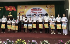 Trao 100 học bổng và 2 suất du học toàn phần cho học sinh Đồng Tháp