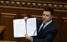 Ukraine tăng thêm 100.000 quân, trấn an lo ngại sắp chiến tranh với Nga