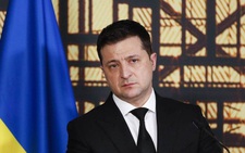 Ukraine cắt đứt quan hệ ngoại giao với Nga