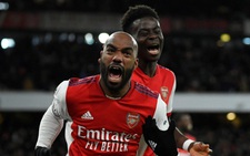 Pha phản lưới phút 90+5 giúp Arsenal ngược dòng kịch tính
