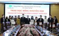 Trao 150 suất học bổng Thịnh trí thành tài cùng Cathay 2021
