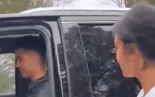 Ronaldo được bạn gái tặng Cadillac Escalade mà 'anh không thể mua được'