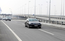 Bàn giao hồ sơ giải phóng mặt bằng dự án cao tốc Bắc - Nam đoạn Hà Tĩnh đến Quảng Trị