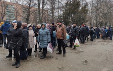 Nga mở 'hành lang nhân đạo' cho thường dân rời khỏi 3 thành phố Ukraine