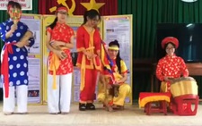 Bất ngờ với những cô cậu học trò hát bài chòi