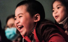 Trẻ em Hà Nội thích thú xem múa rối