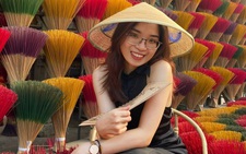 Vừa nghỉ lễ vừa... 'cân mọi deadline'