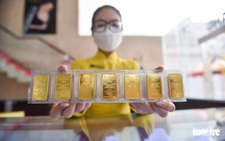 Vàng miếng SJC cao hơn giá vàng thế giới đến 18,13 triệu đồng/lượng