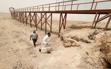 Biến đổi khí hậu khiến hồ rộng 5km vuông ở Iraq thành cái ao nhỏ