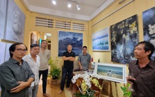 Xứ thần kinh của bảy họa sĩ Huế