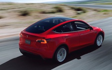 Tesla tiếp tục tăng giá bán ôtô điện