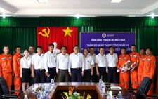 'Tháng công nhân', học sinh nghèo vượt khó được tặng xe đạp