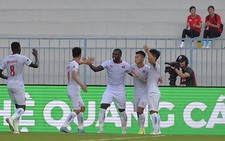 Tiền đạo Rimario đưa Hải Phòng bay cao