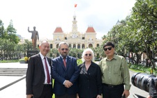Cựu thủ tướng Israel thăm các di tích ở Sài Gòn