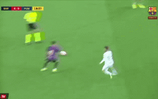Lewandowski gây sốt với 'cú đánh gót tuyệt đỉnh' kiến tạo bàn thắng cho Barca