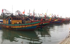 Thuyền cá bị hỏng máy trên biển, chưa liên lạc được 5 ngư dân trên thuyền
