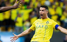 Điểm tin thể thao sáng 22-10: Ronaldo đá phạt ghi bàn thắng 18; Cổ động viên đột tử trên khán đài