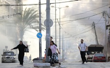 Israel bao vây thành phố Gaza, Hamas bắn lại từ các đường hầm