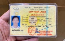 Phải đổi hàng triệu giấy phép lái xe là 'cần thiết, nhằm tích hợp thông tin'