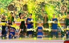 Tây Nguyên tưng bừng mở hội