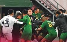 Đánh nhau dữ dội giữa cầu thủ Thái Lan và Trung Quốc ở AFC Champions League