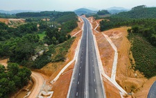 Cao tốc Tuyên Quang - Phú Thọ 3.700 tỉ đồng nhưng không có làn dừng khẩn cấp liên tục