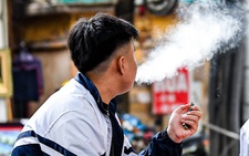 Công an cảnh báo thuốc lá điện tử chứa ma túy 'đầu độc' giới trẻ