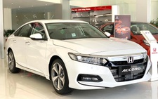Tin tức giá xe: Honda Accord giảm kỷ lục 220 triệu, vẫn đắt hơn đối thủ