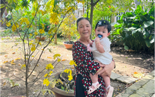 Nghỉ làm, về nhà nha Má