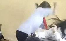 Kỷ luật nữ sinh 'thích đánh là đánh bạn' ở Hậu Giang