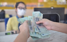 Ngân hàng đồng loạt giảm lãi suất huy động