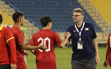 'Mong U23 Việt Nam đi đúng hướng như lời HLV Troussier, chứ nhìn đội đá chán quá'