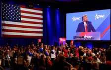 Ông Trump 'sẽ tranh cử tổng thống dù có bị điều tra hình sự'