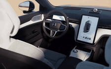 Xe Volvo giả ánh sáng mặt trời như thật