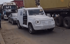 Mercedes-AMG G 63 ra đường bọc kín mít, cư dân mạng trêu: ‘Thế này khi nào xe mới xước’
