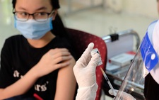 Ca mắc COVID-19 mới và ca nặng tiếp tục giảm sâu