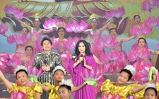 Thanh Lam, Đại Nghĩa, Ngọc Mai hát mừng Phật đản