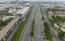 9 cầu bộ hành nối metro đến 'ngõ' dân cư đang thi công ra sao?