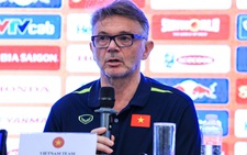 HLV Troussier: 'Tuyển Việt Nam sẽ nỗ lực 200% trước Hong Kong'