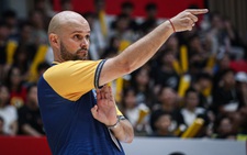 HLV Predrag Lukic khuất phục học trò cũ tại VBA